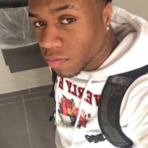 Meet your Posher, Tj